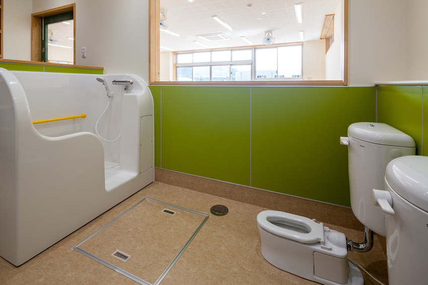 緑のトイレ